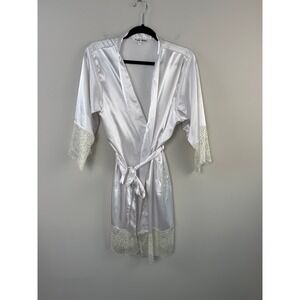 SALE Pretty White Satin Off-White Lace Women's S/M Short Kimono Robe